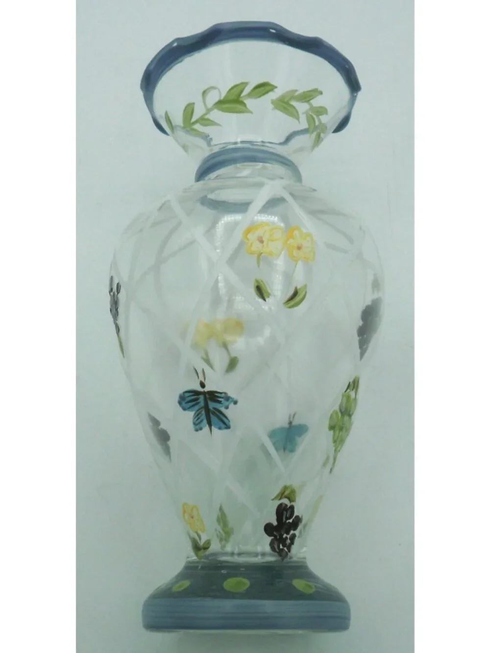 Tracy Porter Lattice Vase Butterfly Grapes Flowers Ruffle Top Hand Painted